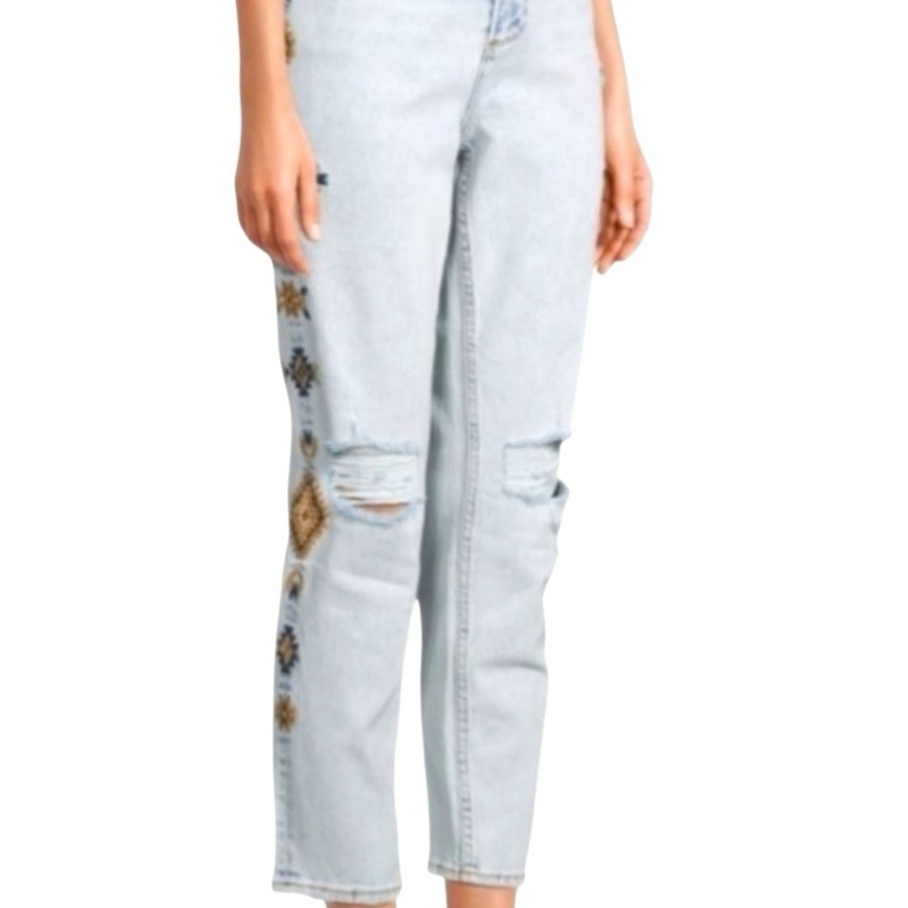 Driftwood Southwestern Gizelle Embroidered jeans
